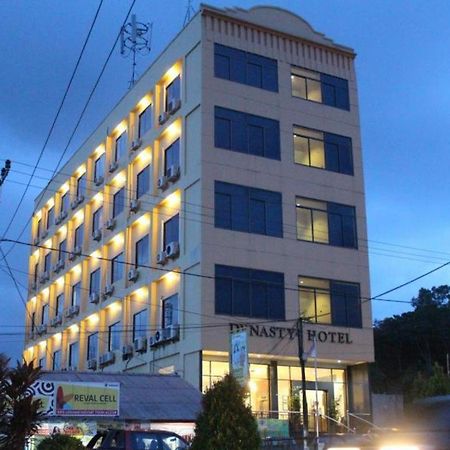 Hotel Dynasty Tarakan Exterior photo