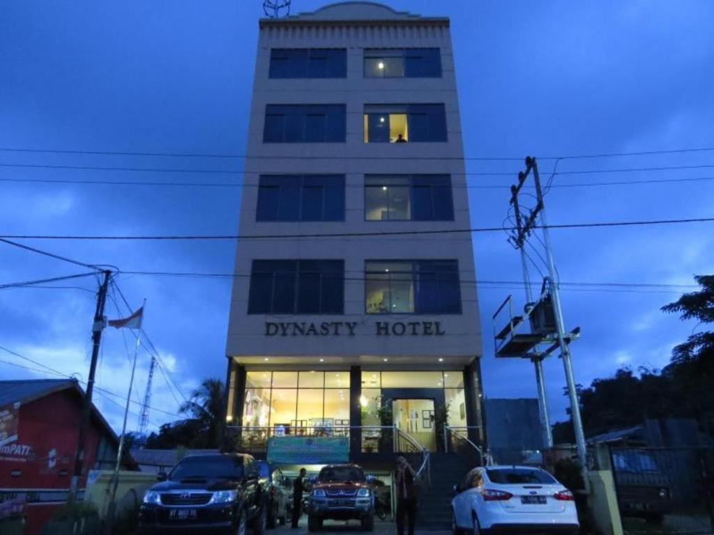 Hotel Dynasty Tarakan Exterior photo